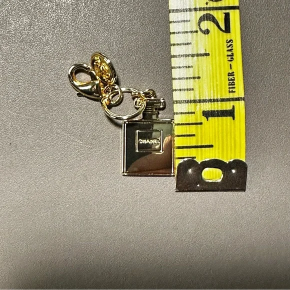 CHANEL Gold Perfume Bottle Keychain - Picture 3 of 3